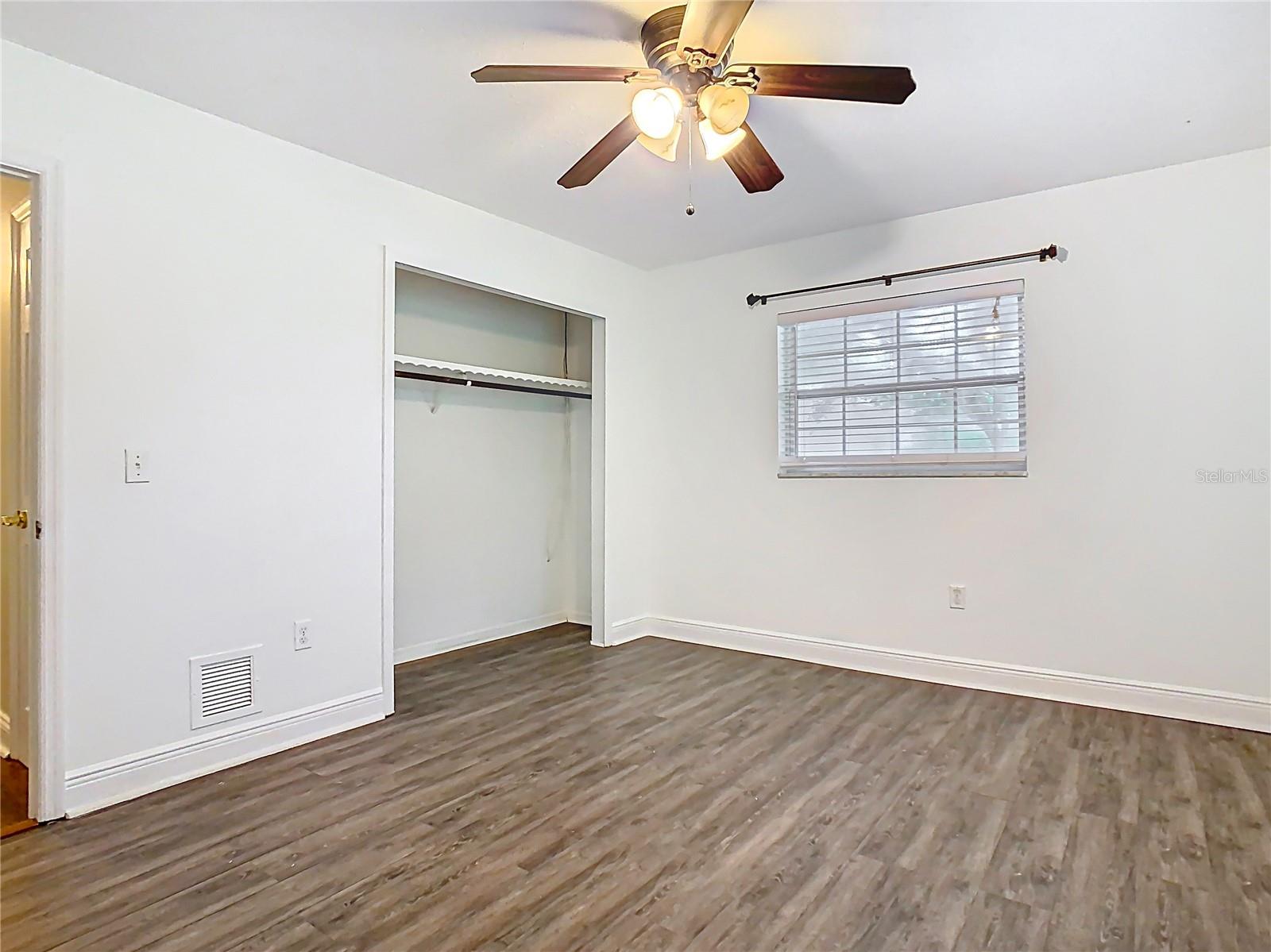 Image 42 of 77 For 148 Tarrytown Trl