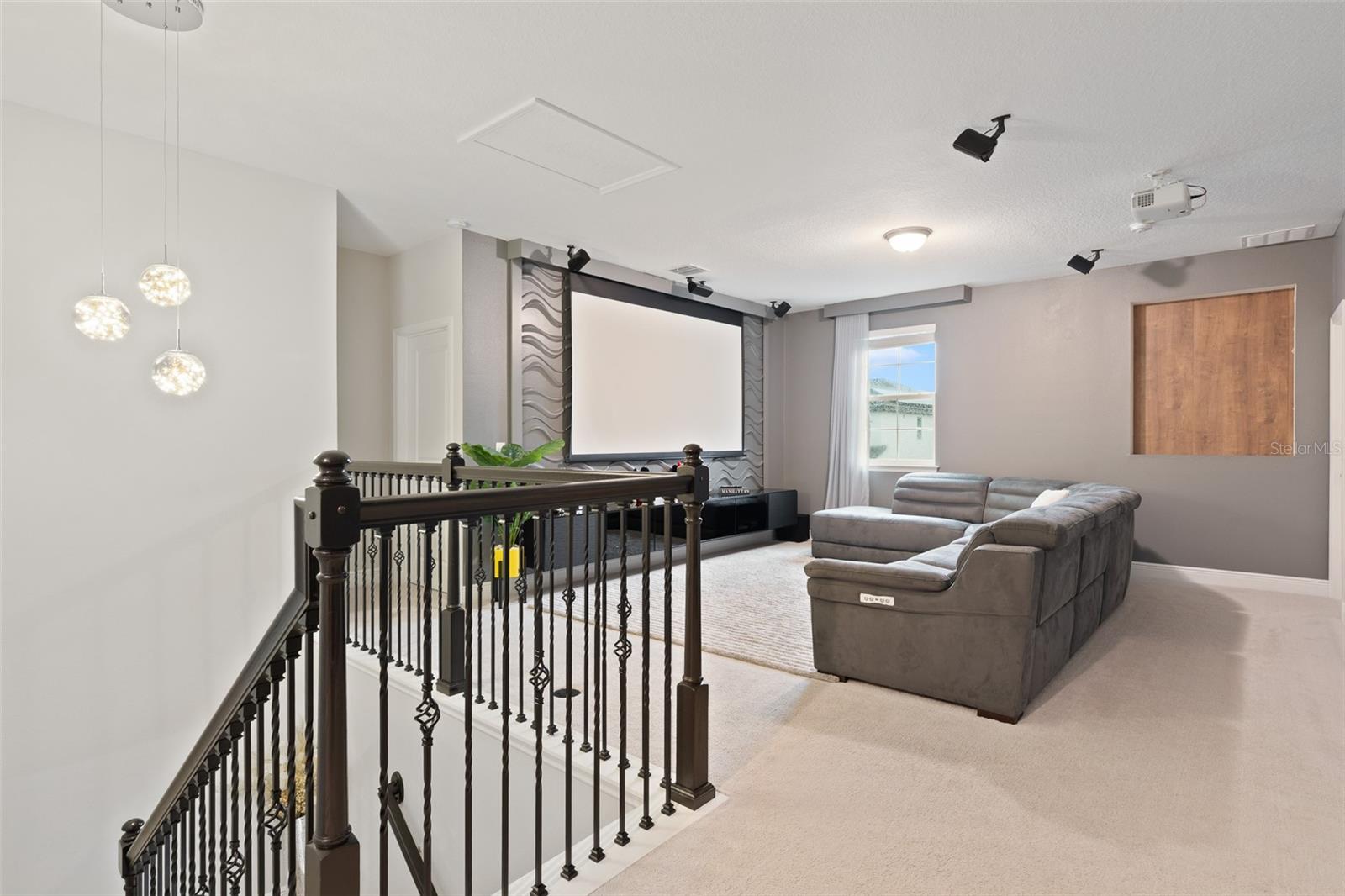 Image 38 of 50 For 9845 Emerald Berry Dr