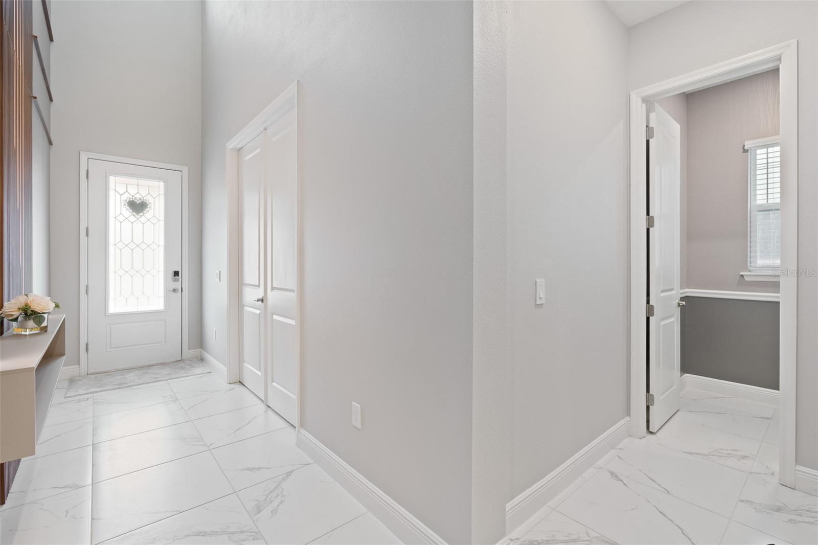 Image 6 of 50 For 9845 Emerald Berry Dr