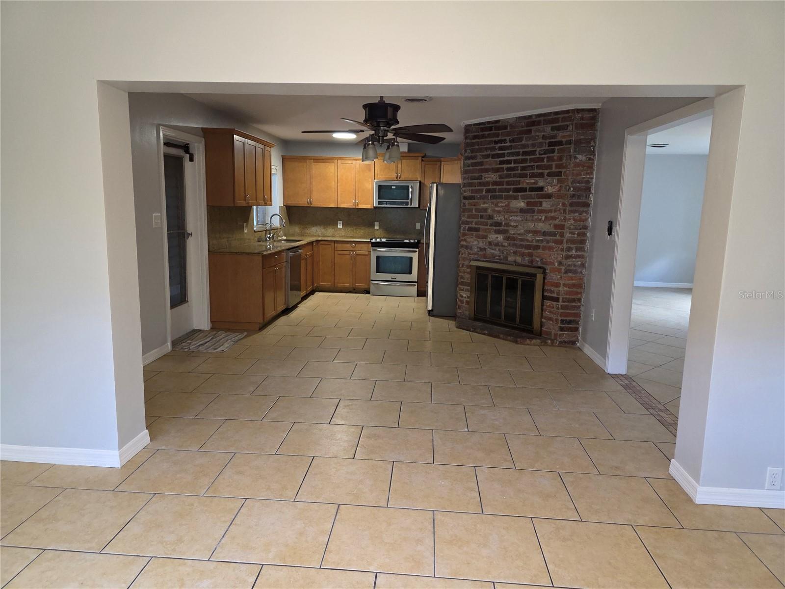 Image 5 of 19 For 1695 Horatio Avenue