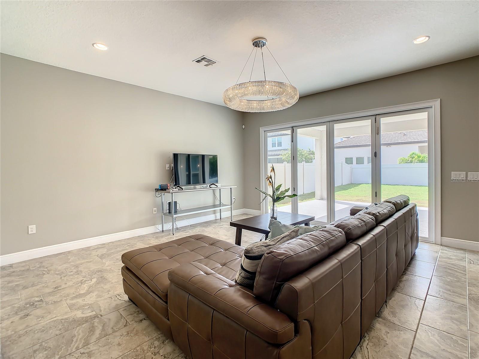 Image 11 of 89 For 8491 Pippen Drive