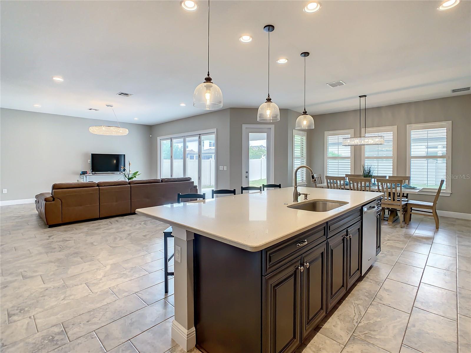 Image 21 of 89 For 8491 Pippen Drive