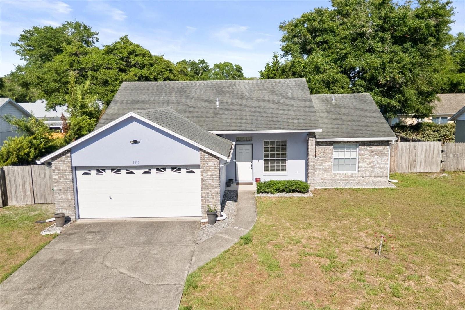 Image 20 of 26 For 1415 Hensley Drive