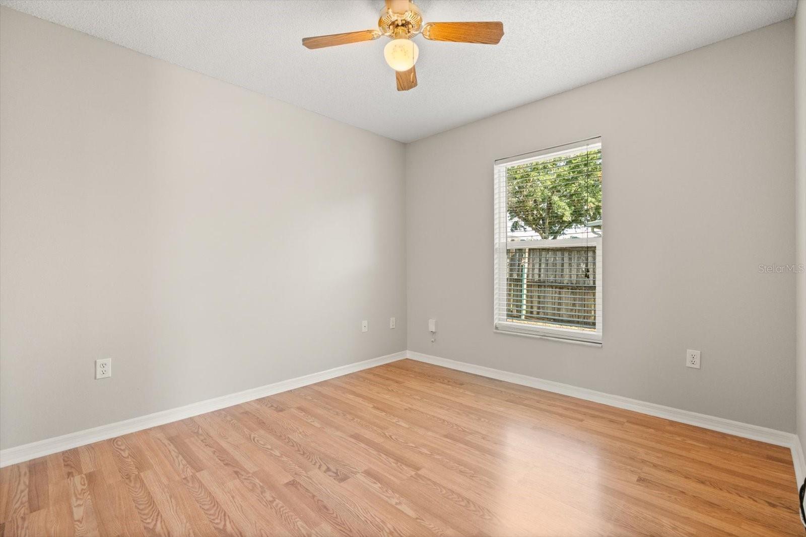 Image 8 of 26 For 1415 Hensley Drive