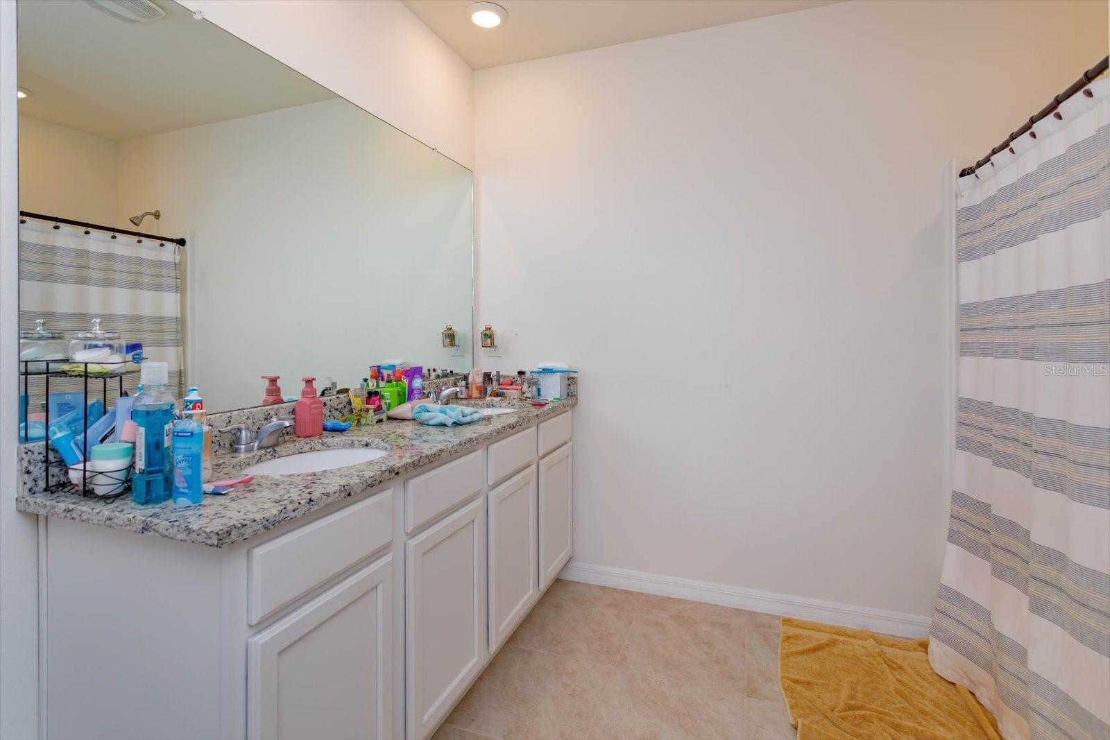 Image 12 of 16 For 5367 Douglas Fir Drive