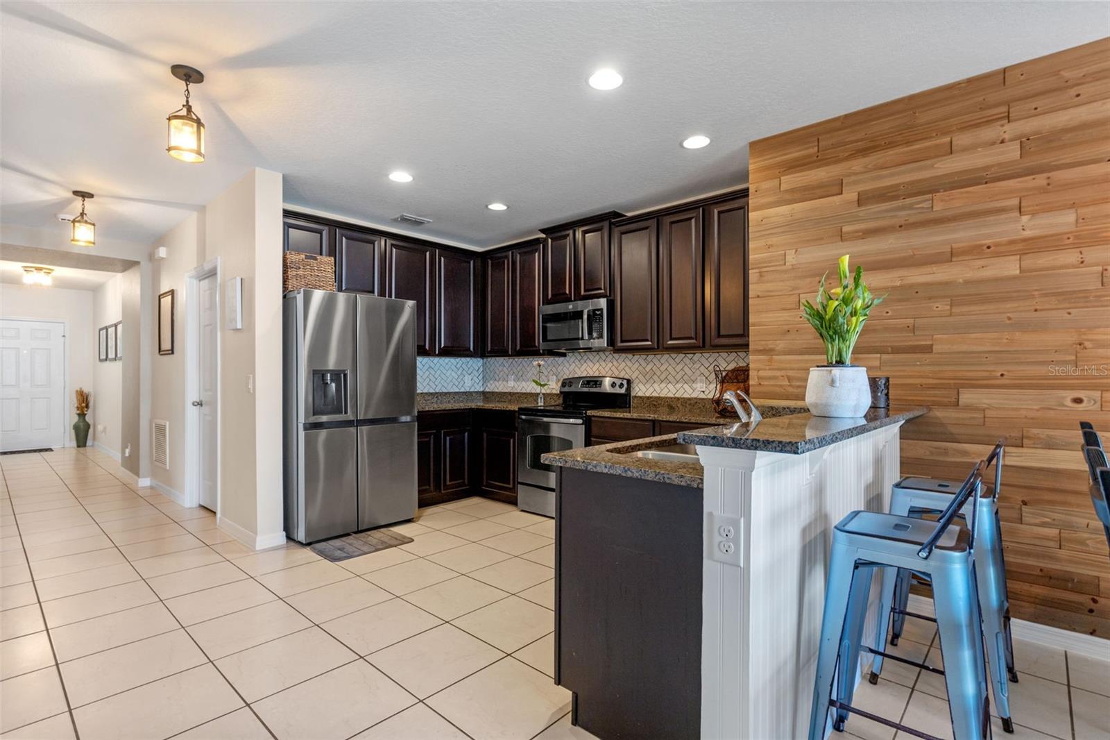 Image 12 of 41 For 10138 Lenox Street