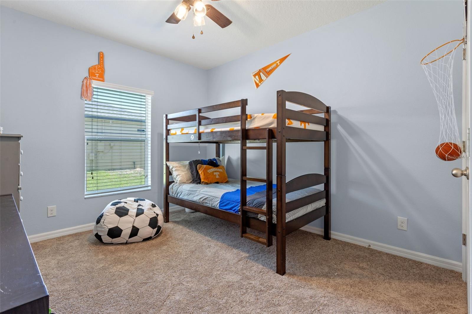 Image 19 of 41 For 10138 Lenox Street
