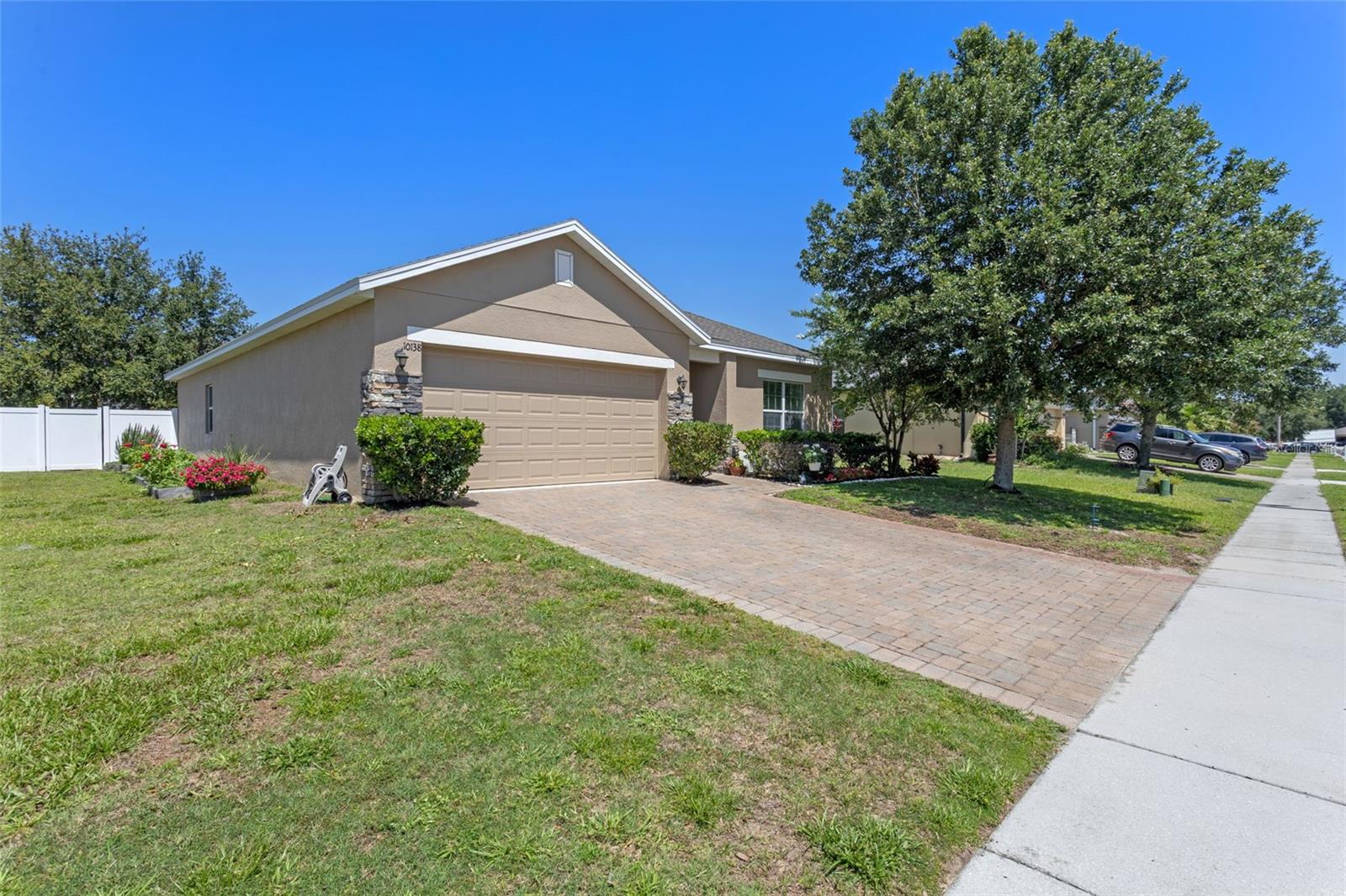 Image 2 of 41 For 10138 Lenox Street