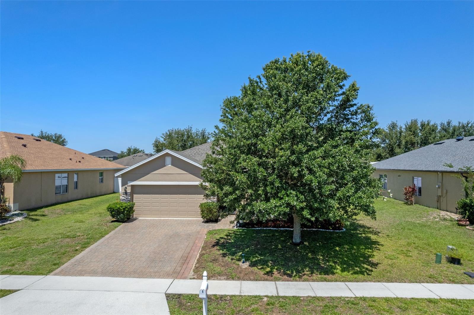 Image 3 of 41 For 10138 Lenox Street