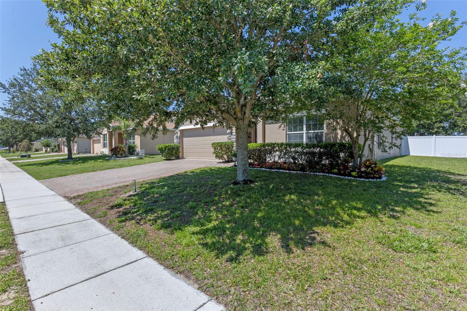 Image 4 of 41 For 10138 Lenox Street