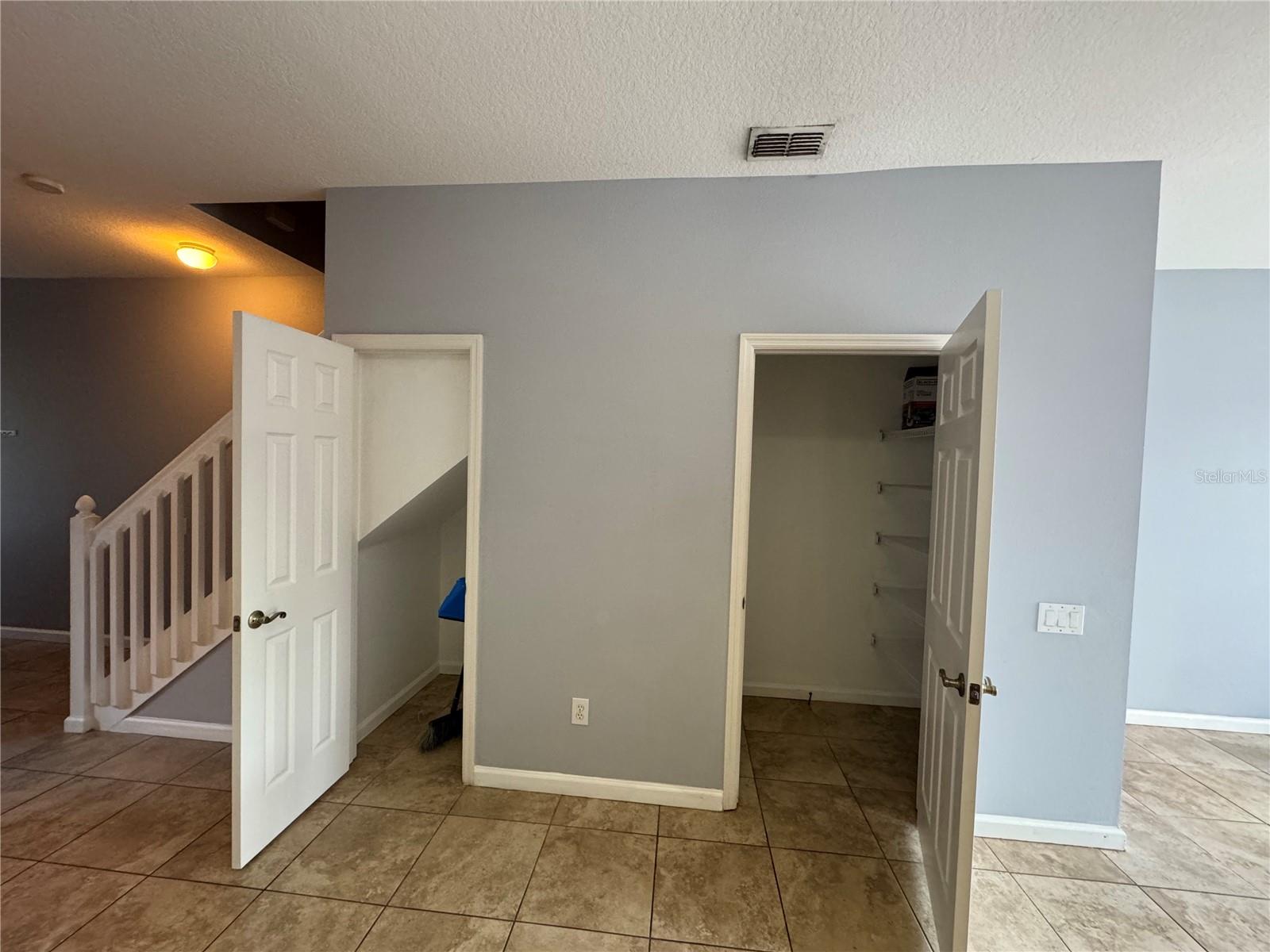 Image 10 of 17 For 2368 Silver Palm Drive