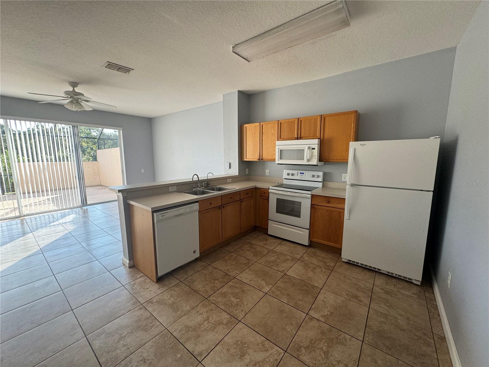 Image 6 of 17 For 2368 Silver Palm Drive