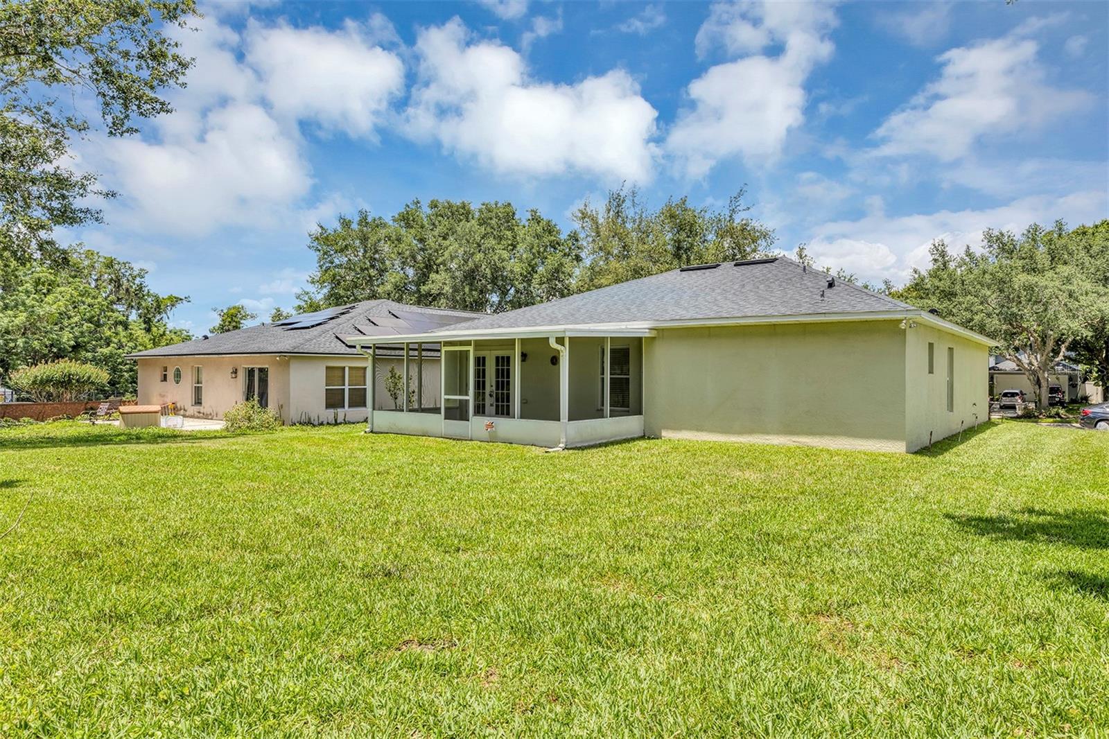 Image 3 of 14 For 638 Sun Bluff Lane