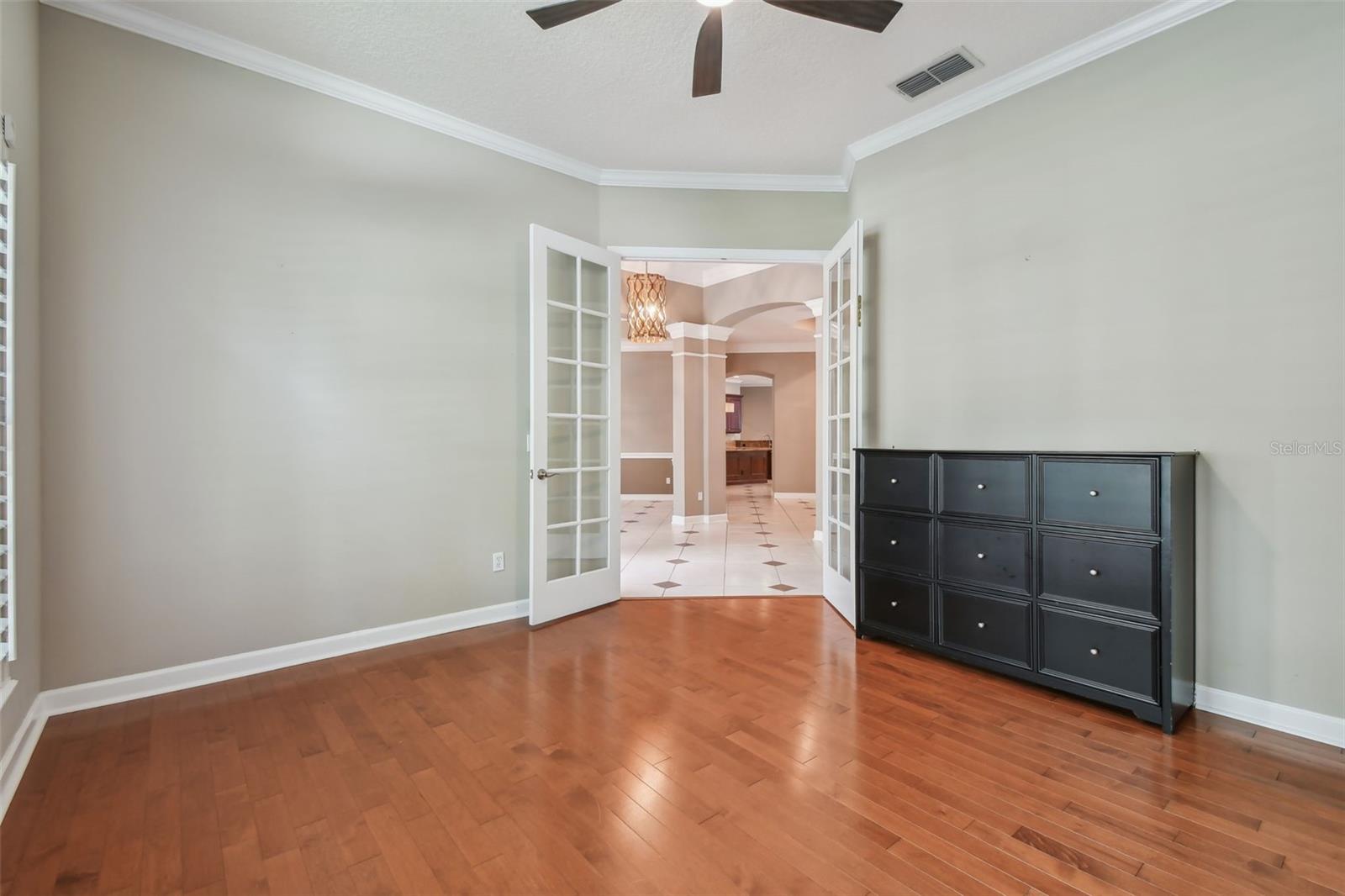 Image 10 of 79 For 1531 Saint Edmunds Place