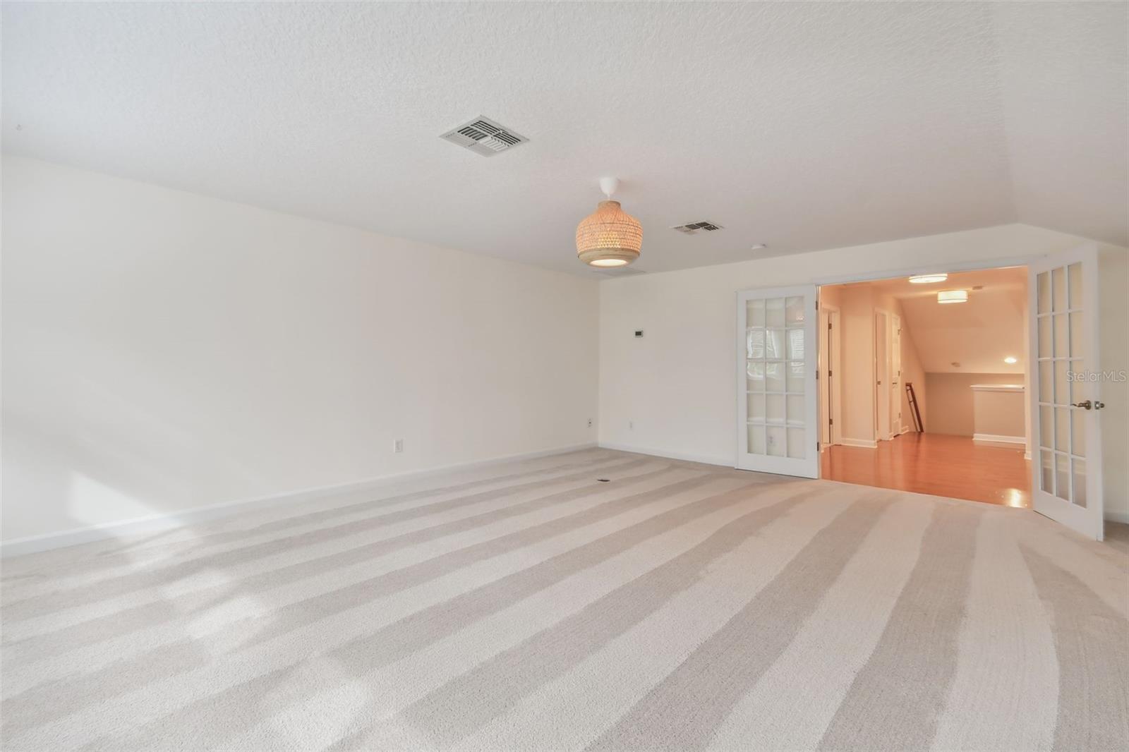 Image 49 of 79 For 1531 Saint Edmunds Place