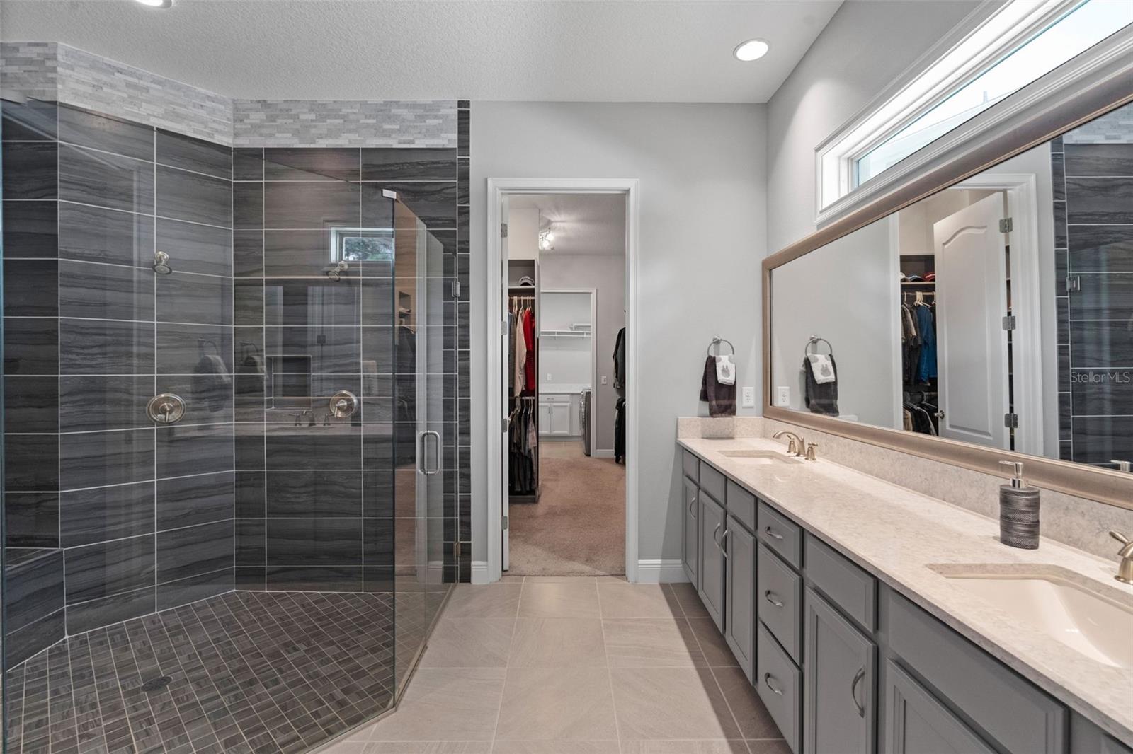 Image 17 of 61 For 14138 Alafaya Oak Bend