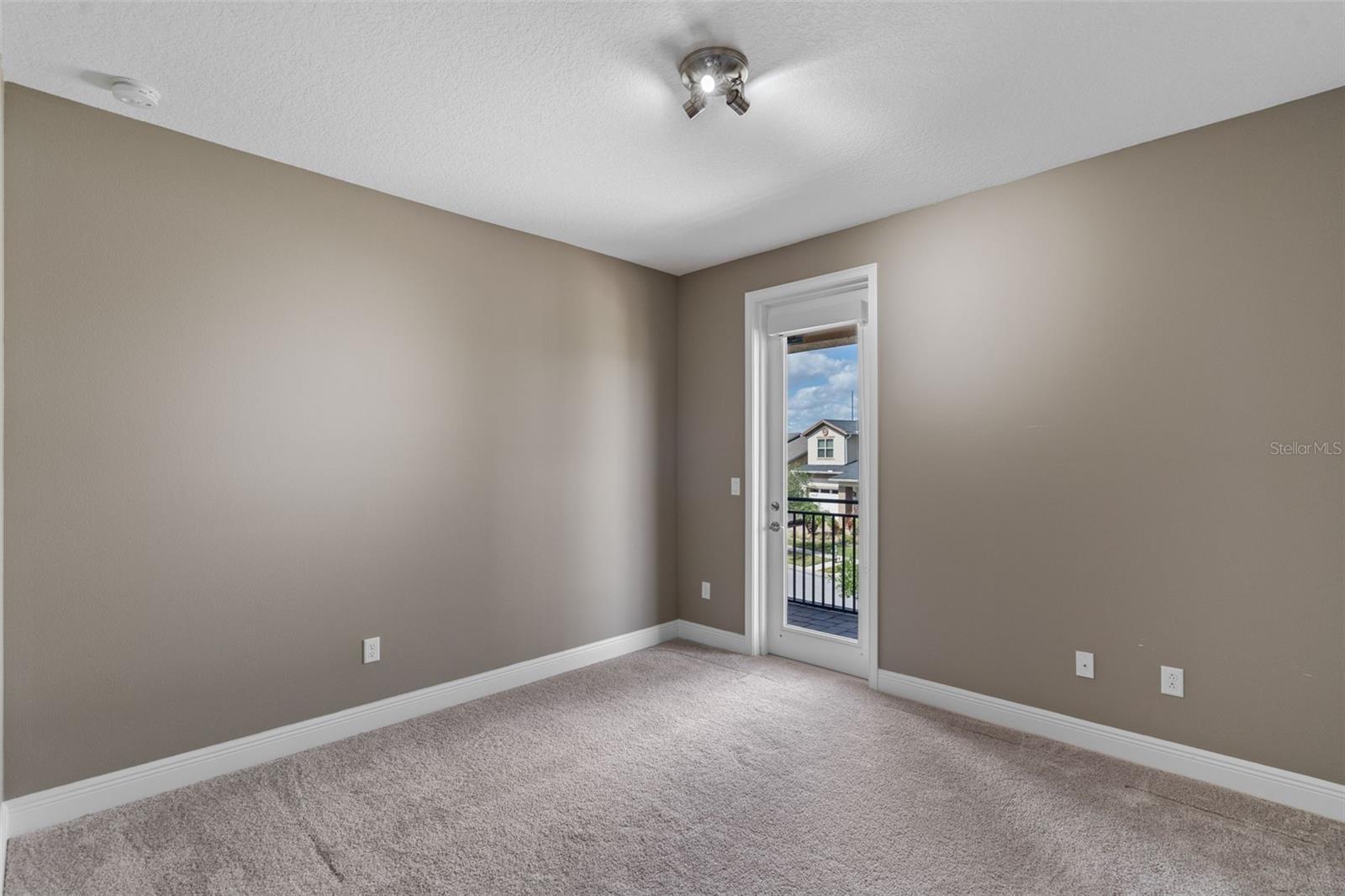 Image 37 of 61 For 14138 Alafaya Oak Bend