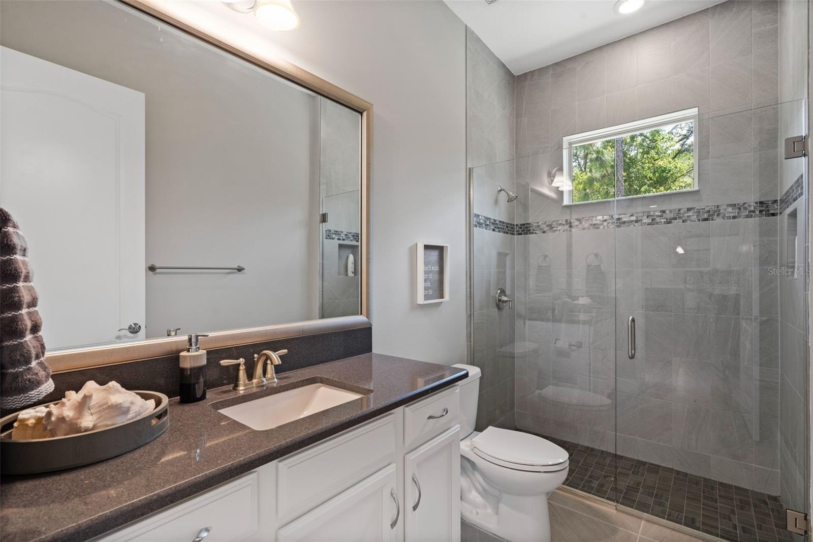 Image 44 of 61 For 14138 Alafaya Oak Bend