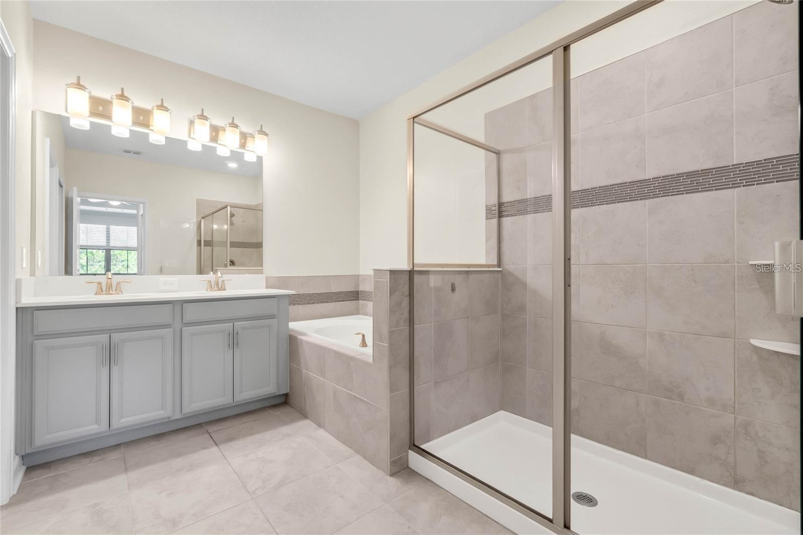 Image 16 of 20 For 11258 Whistling Pine Way
