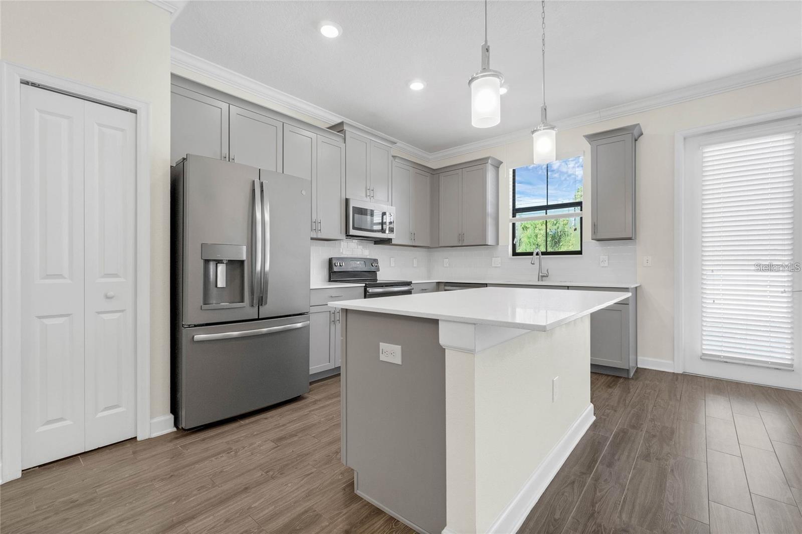 Image 4 of 20 For 11258 Whistling Pine Way