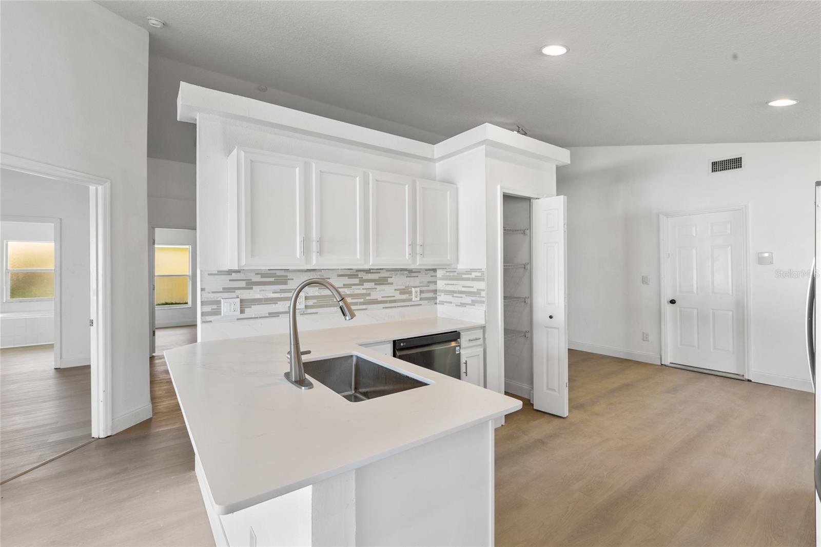 Image 11 of 31 For 3078 Mandolin Drive