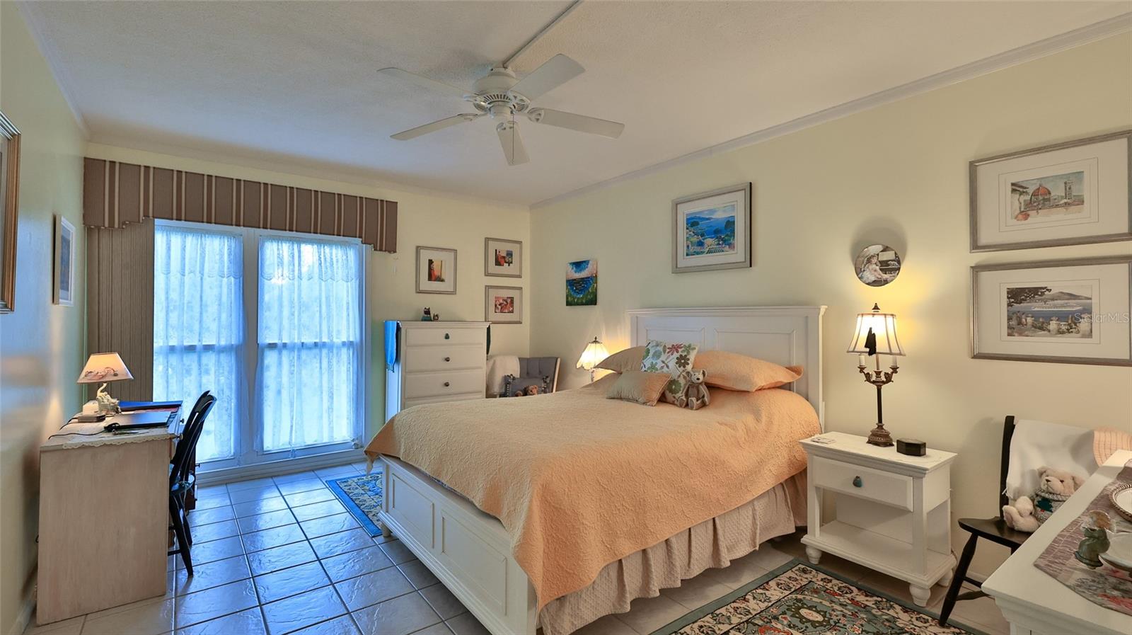 Image 10 of 28 For 717 Beach Street 205c