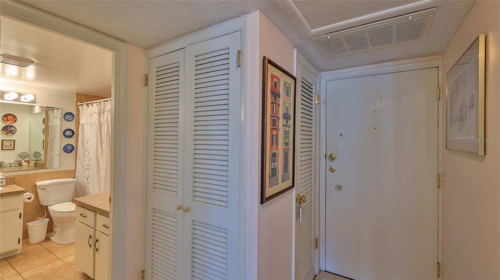 Image 18 of 28 For 717 Beach Street 205c