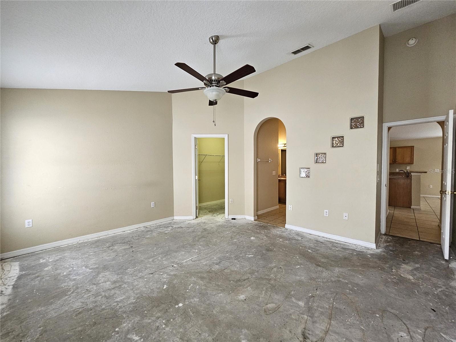 Image 7 of 16 For 928 Chanler Drive