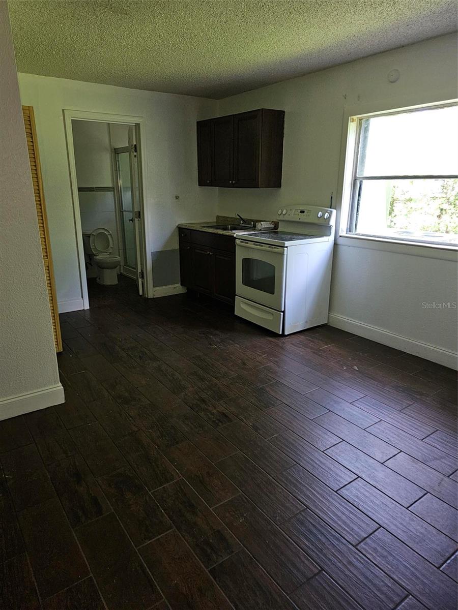 Image 7 of 15 For 4061 Kirkland Boulevard