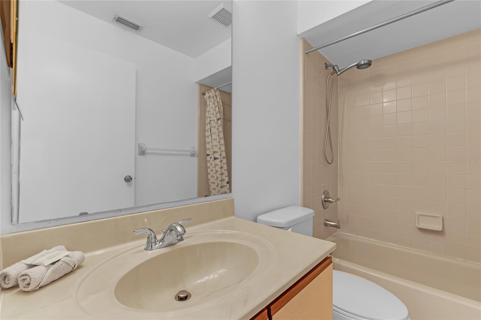 Image 16 of 20 For 1156 Lucaya Circle