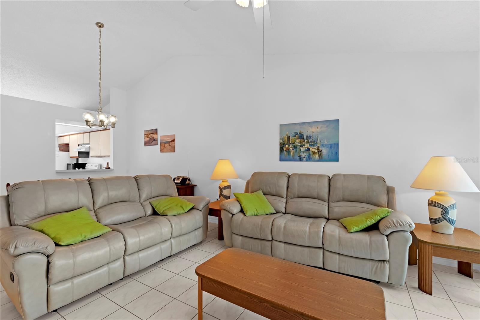 Image 4 of 20 For 1156 Lucaya Circle