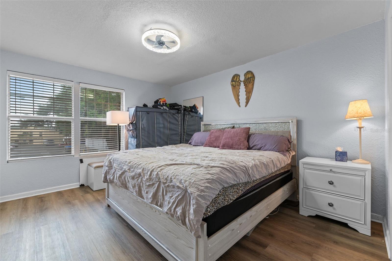 Image 13 of 21 For 758 Michigan Street 208