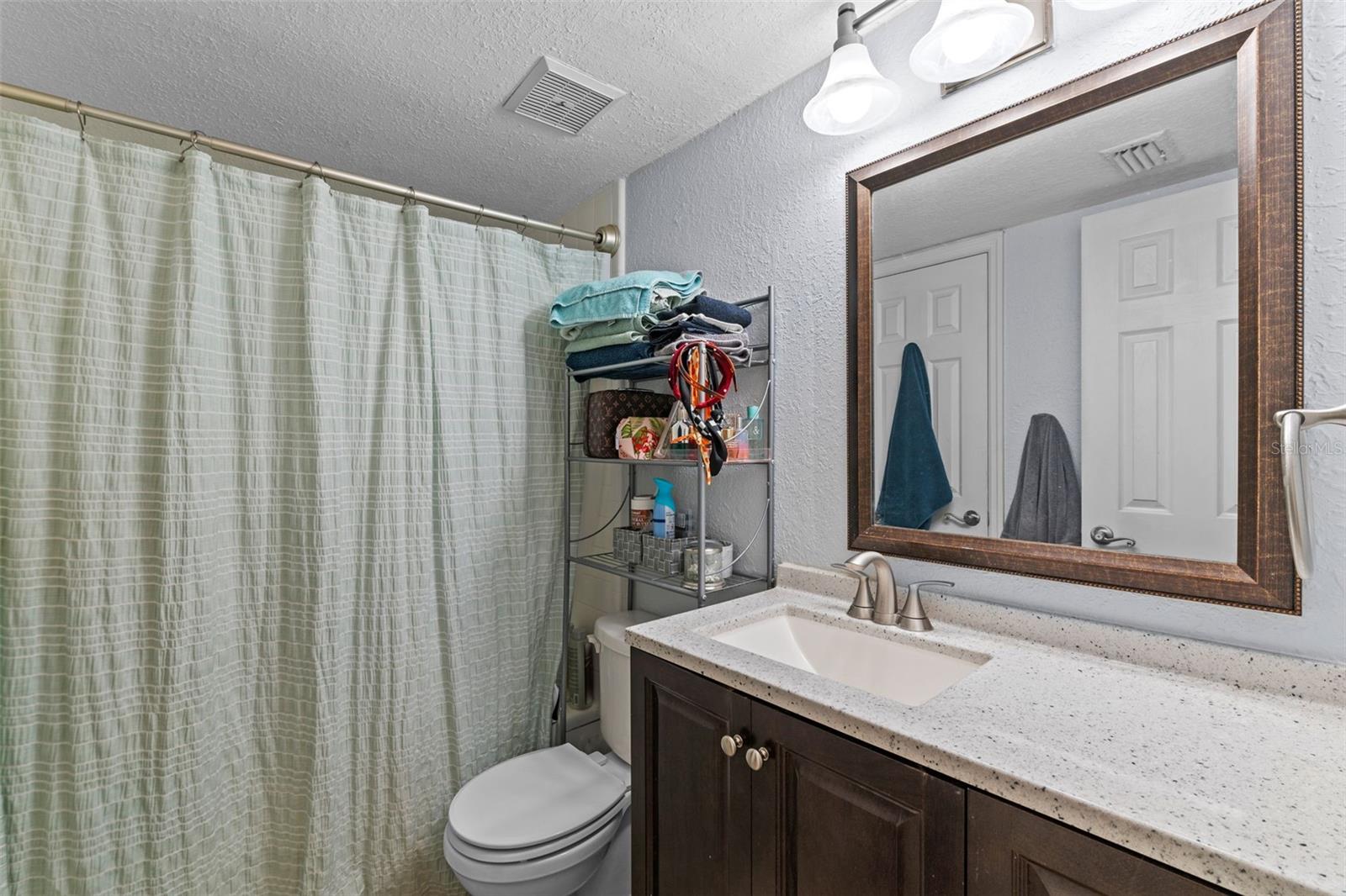 Image 15 of 21 For 758 Michigan Street 208