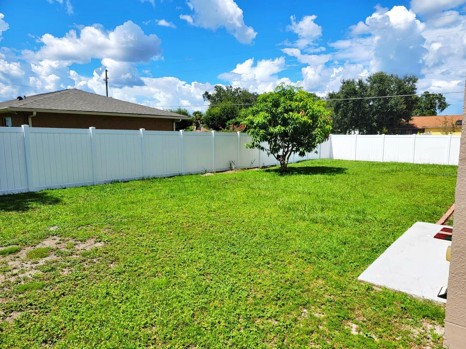 Image 25 of 26 For 401 Magpie Court