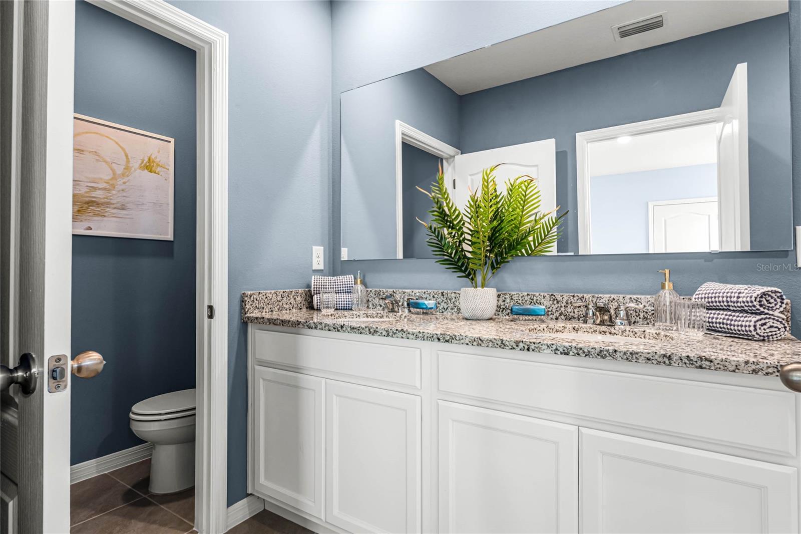 Image 18 of 33 For 3434 Briarwood Grove Drive