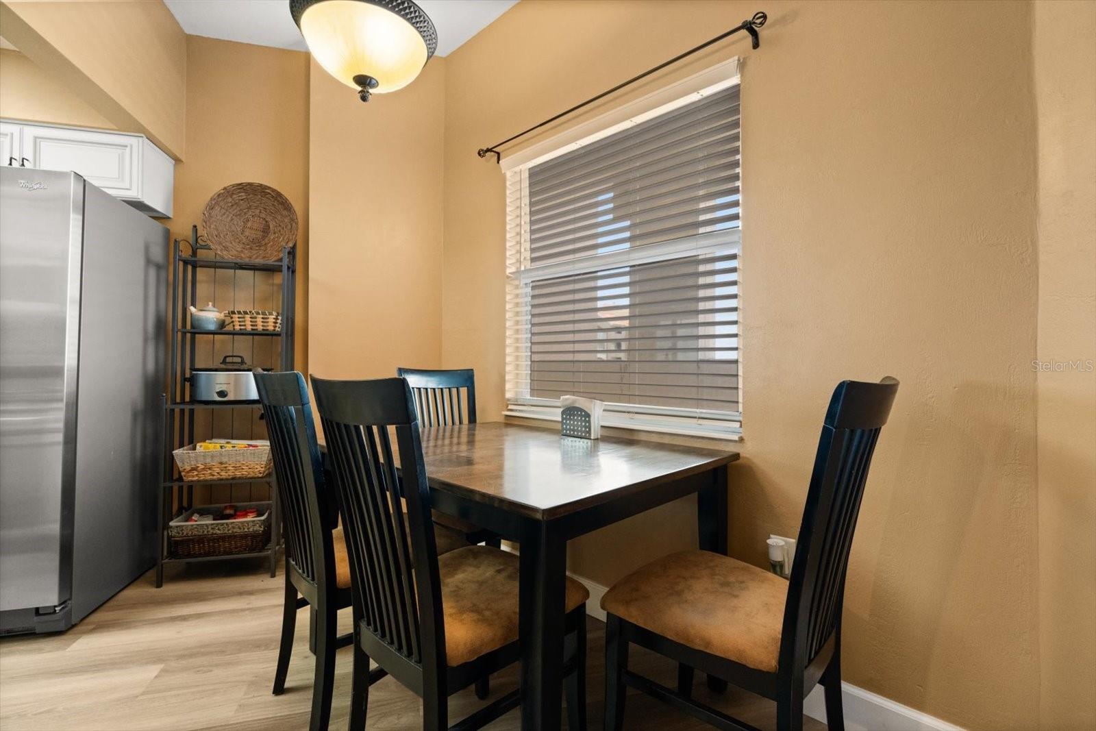 Image 7 of 24 For 104 Surfview Drive 1403