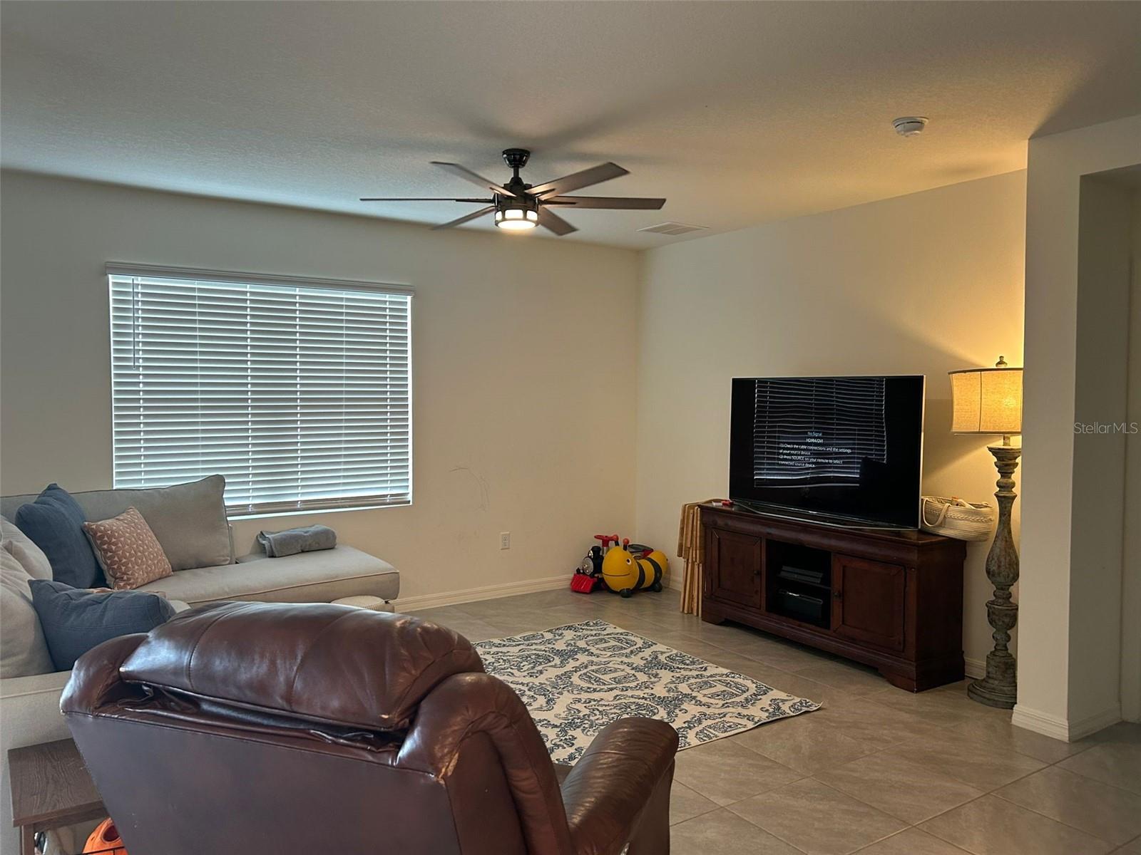 Image 12 of 17 For 1287 Casey Avenue