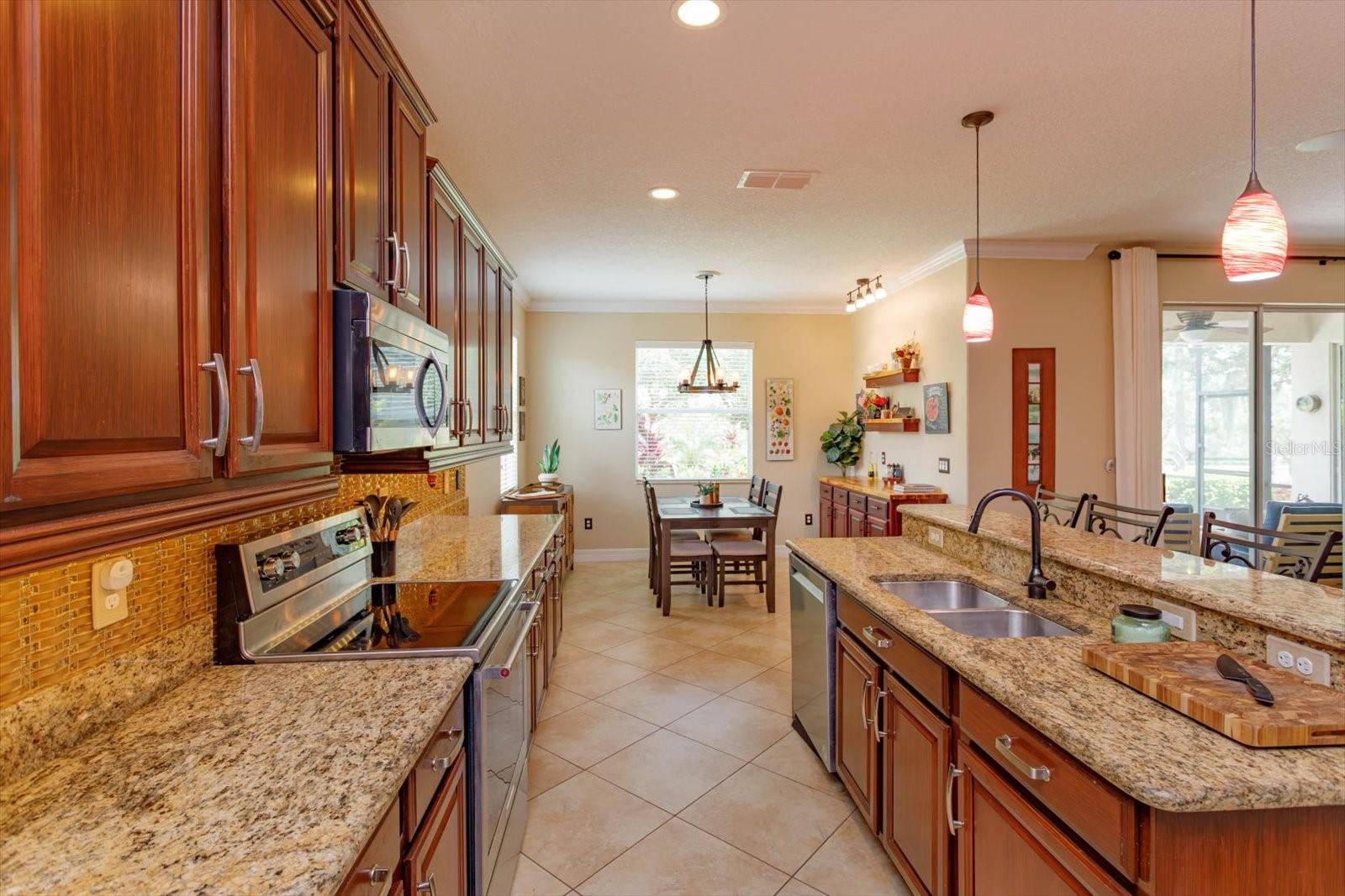 Image 13 of 41 For 3755 Sanibel Street