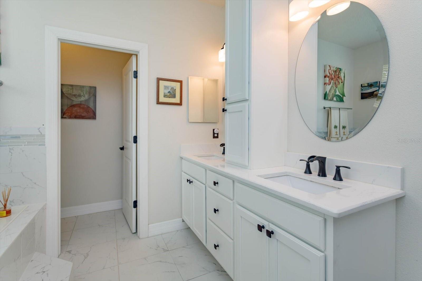 Image 16 of 41 For 3755 Sanibel Street