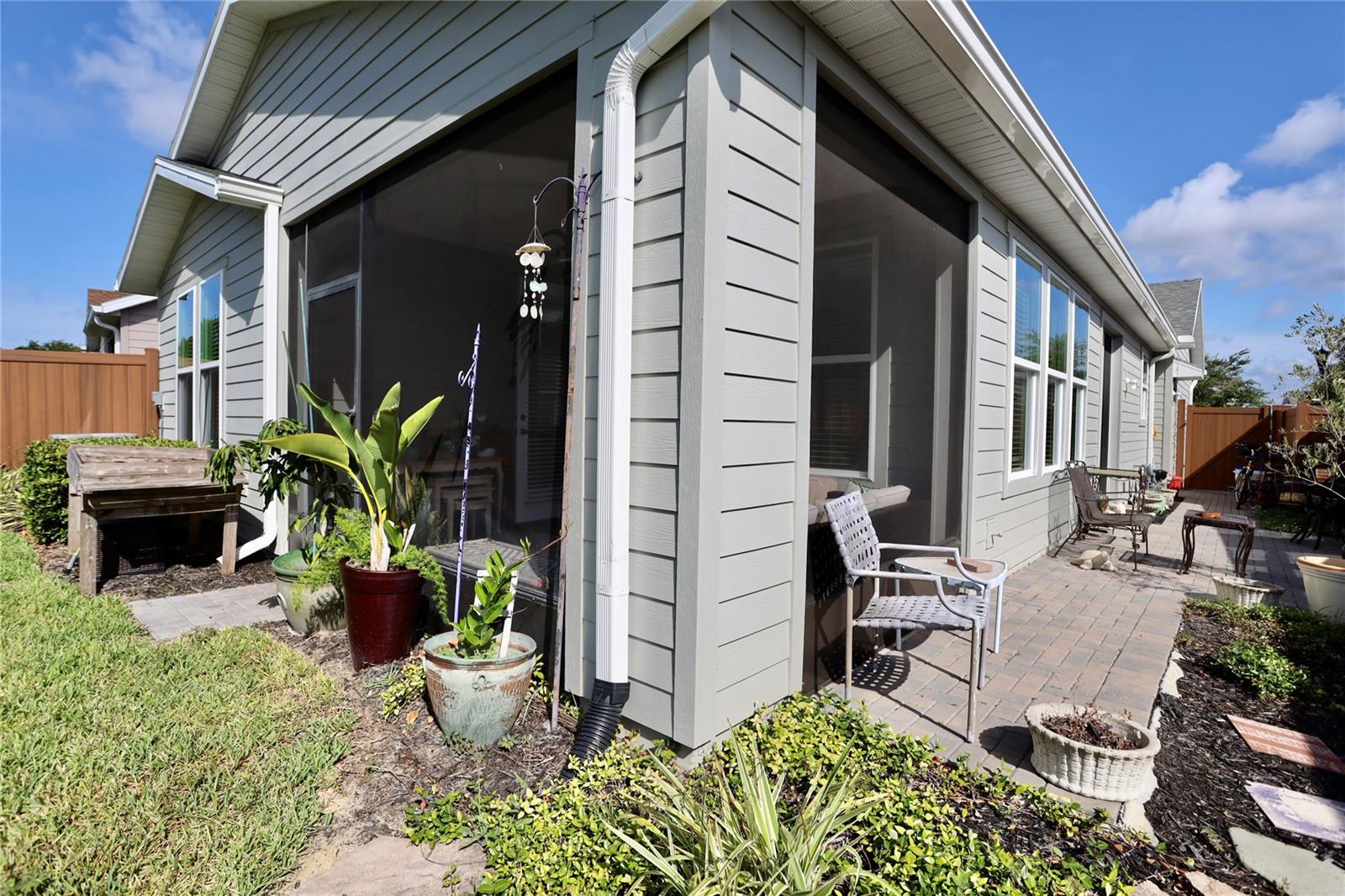 Image 21 of 25 For 406 Alcove Drive