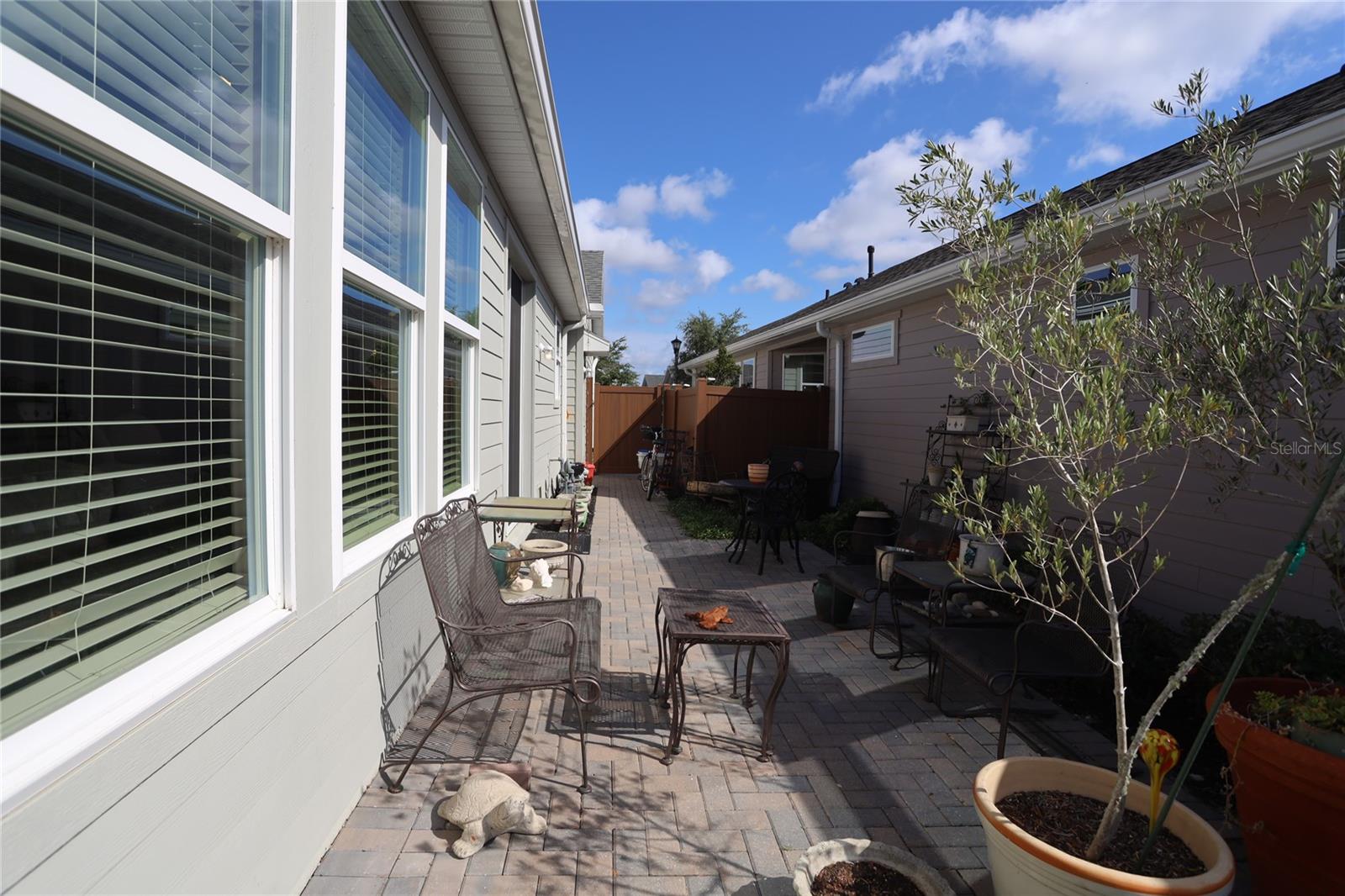 Image 22 of 25 For 406 Alcove Drive