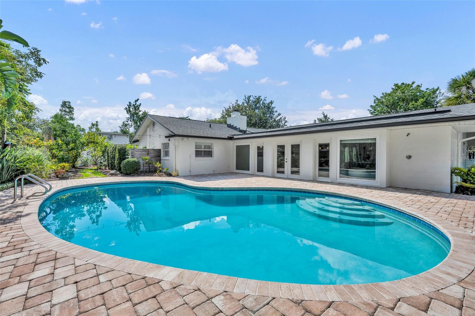 Image 27 of 41 For 2450 Mcintosh Way