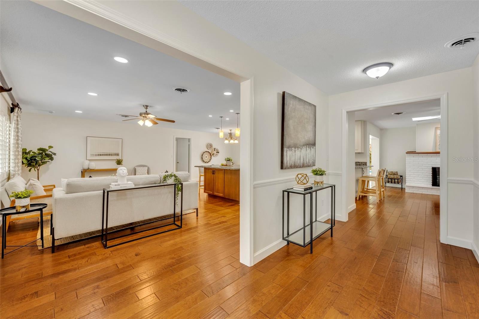 Image 5 of 41 For 2450 Mcintosh Way