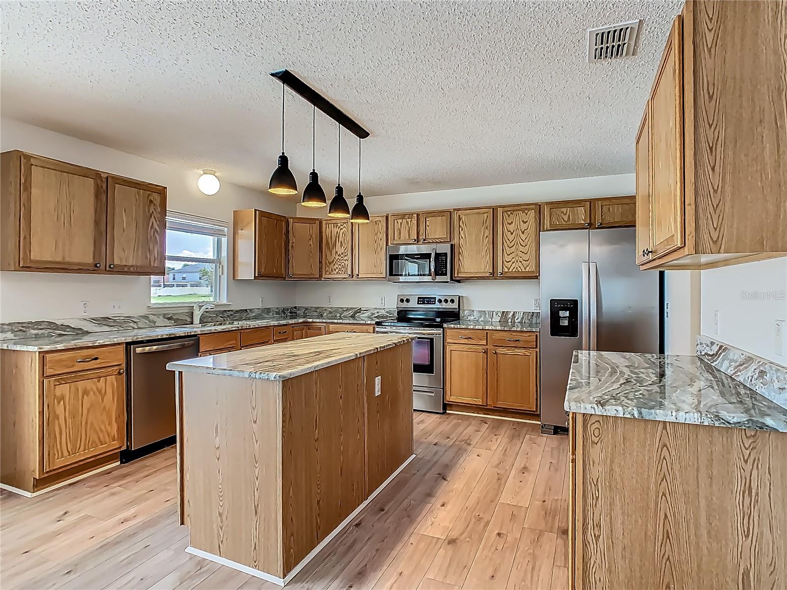 Image 11 of 36 For 2384 Andrews Valley Drive