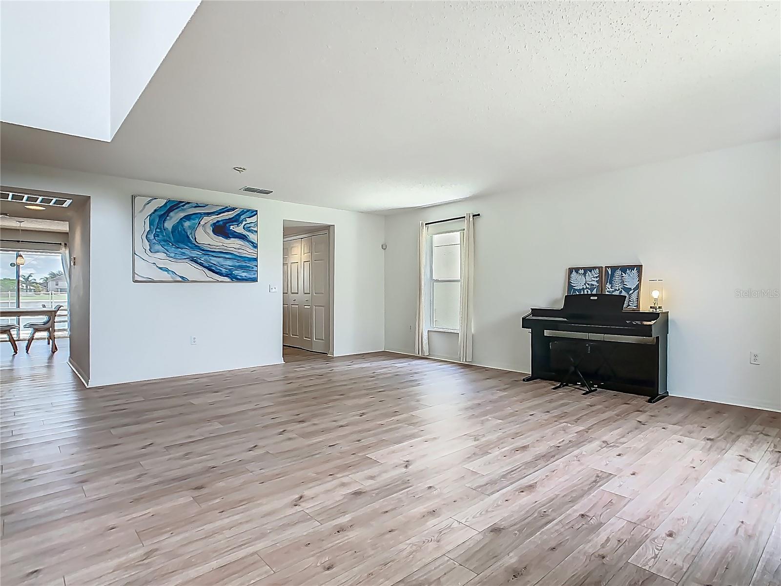 Image 7 of 36 For 2384 Andrews Valley Drive