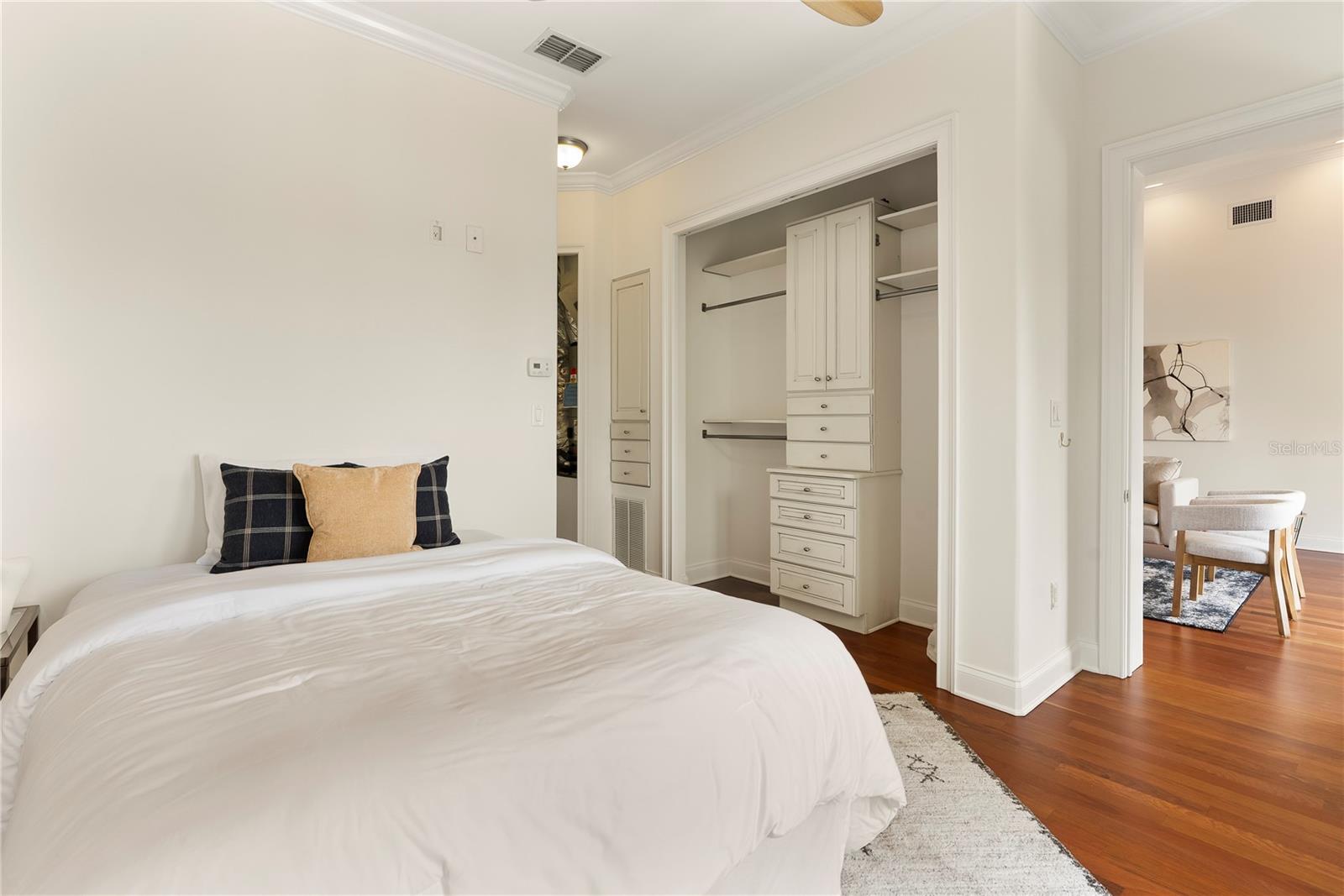 Image 36 of 57 For 1010 Terrace Boulevard