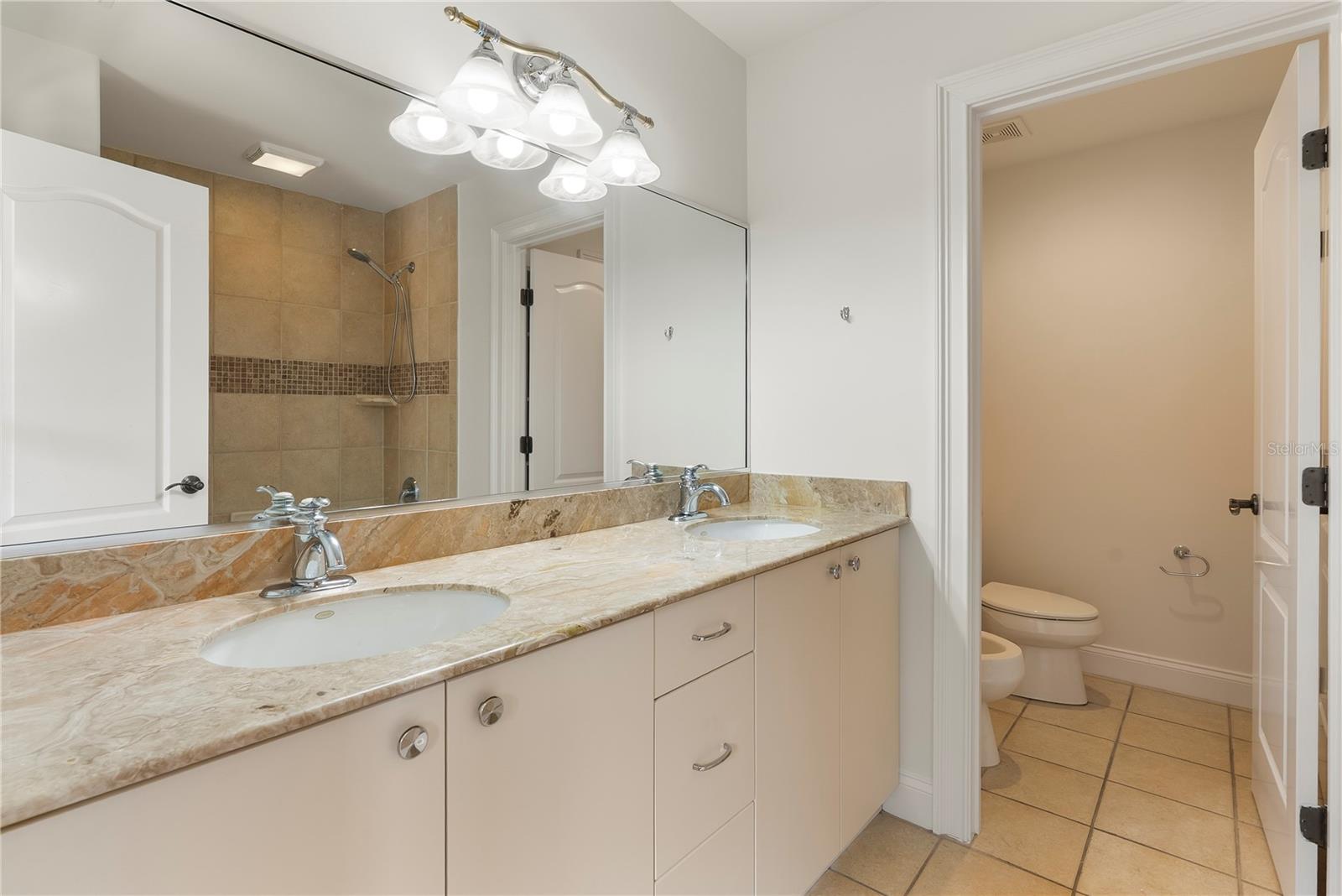 Image 40 of 57 For 1010 Terrace Boulevard
