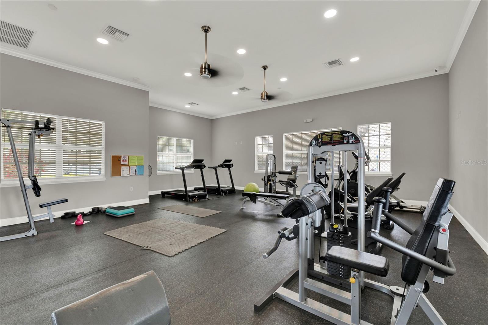 Image 13 of 17 For 6404 Goldenrod Road A