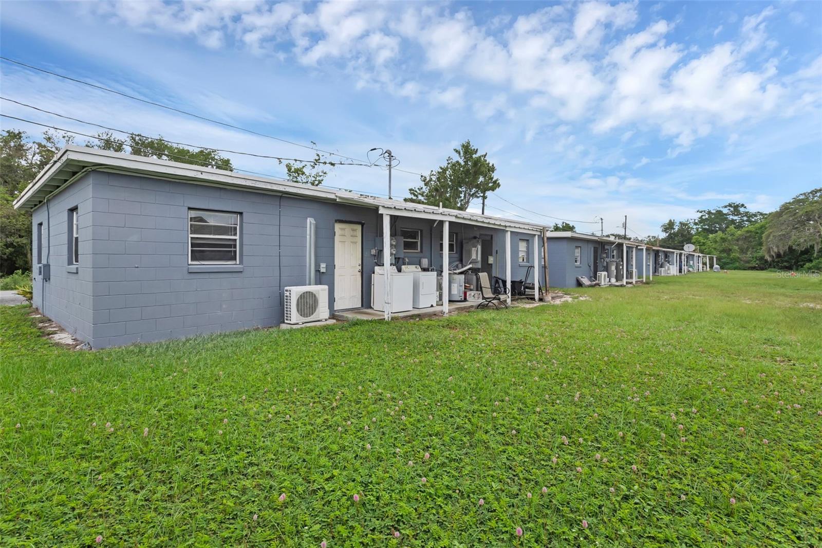 Image 17 of 17 For 1086 Hibiscus Court 28