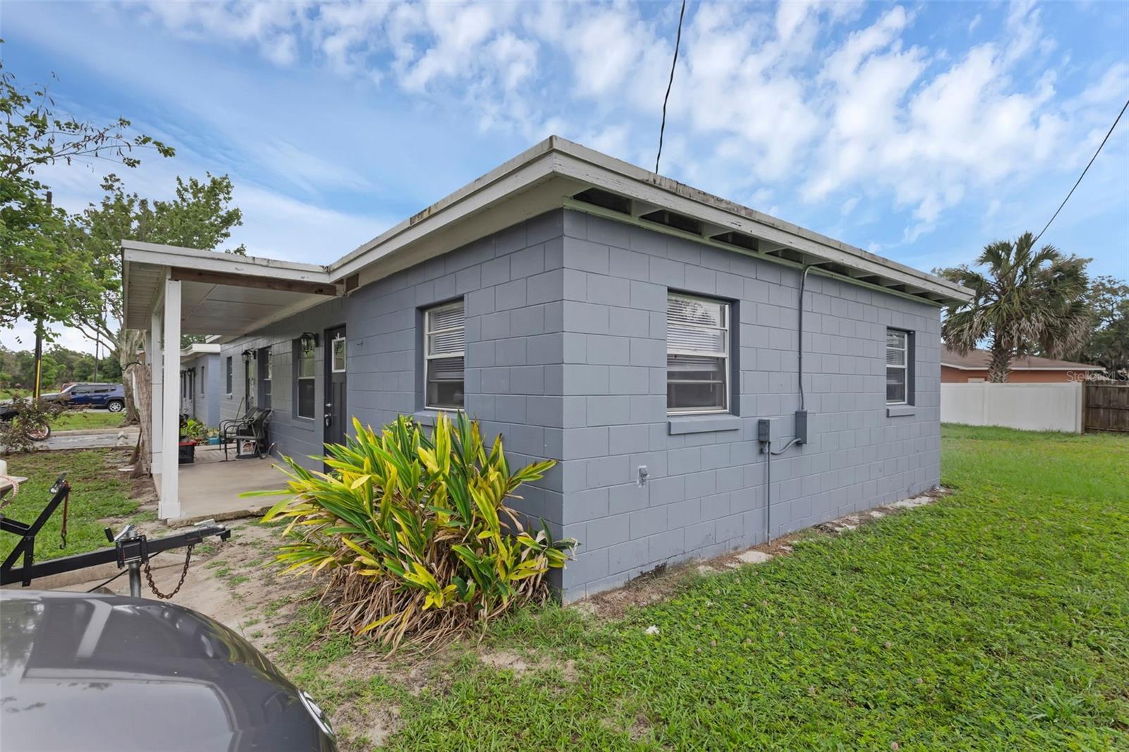 Image 2 of 17 For 1086 Hibiscus Court 28